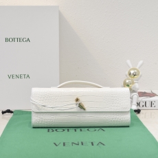 Bottega Veneta Clutch Bags